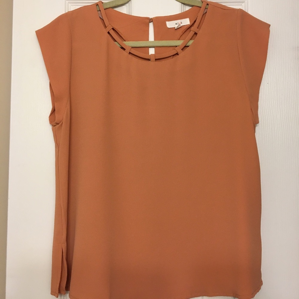 blouse